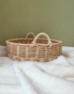 Bandeja de Servir de Ratán Hecha a Mano de Alta Calidad, Elegante y Natural para el Hogar y la Cocina, Bandeja de Almacenamiento, Ideal para Regalo - Product Image 1