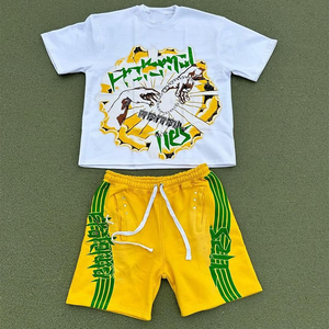 ชุดเสื้อยืดและกางเกงขาสั้นสตรีทแวร์ 2 ชิ้น สวมใส่สบายสำหรับผู้ชาย รับสั่งทำสีและลายพิมพ์ ชุดลำลองผ้าฝ้ายสำหรับผู้ชาย - Product Image 2