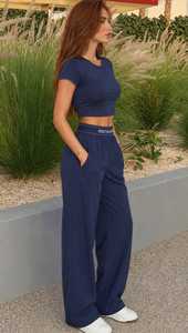 Ensemble de survêtement pour femmes, haut court à manches courtes bleu marine, pantalon à taille élastique et jambes larges - Product Image 4