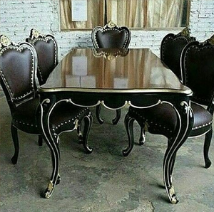 European champagne gold <b>dining</b> table <b>set</b> with pearl tufted leather <b>chairs</b> and carved legs, available at wholesale prices. - Product Image 2