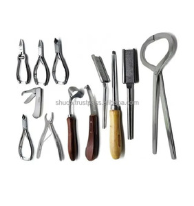 Instrumentos veterinarios quirúrgicos de acero inoxidable de alta calidad suministros hospitalarios juego de 12 piezas fabricado en Pakistán por Shu & Co - Product Image 1