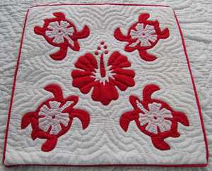 Magnifiques nouvelles arrivées : couvertures Kantha hawaïennes blanches avec motifs floraux et de tortues, pour la maison, la décoration de lits d'hôtel. - Product Image 1