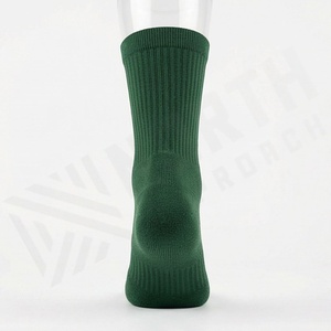 Green <b>Crew</b> <b>Socks</b> 100% Cotton Breathable Solid Color Knitted Regular Style For Adults Summer Casual Wear - Product Image 2