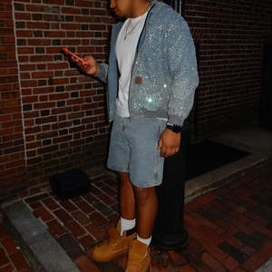 Sweat à capuche en jean brodé sur mesure pour homme, coupe classique, avec patch appliqué, fermeture éclair sur le devant, style streetwear sportif - Product Image 5