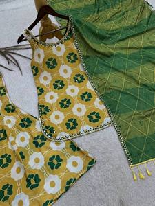 <b>Women</b> Yellow Floral Printed <b>Kurta</b> Palazzo Set with Green Dupatta | Designer Indian Ethnic Wear | Festive Party Outfit - Product Image 5