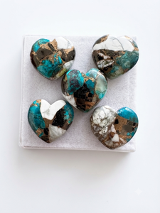 Cabochon en forme de cœur en turquoise cuivrée de buffle rare, pierre précieuse non montée pour la création de bijoux - Product Image 3