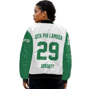 Chaqueta Universitaria Personalizada para Mujer Iota Phi Lambda, Blanca con Verde Esmeralda, Escudo con Letras Griegas en la Espalda, Cierre de Cremallera, Estilo Bomber - Product Image 2