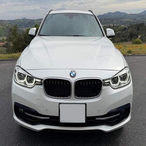 2016 B-M-W 328-i-x-D-r-i-v-e S-p-o-r-t-s W-a-g-o-n - Product Image 1