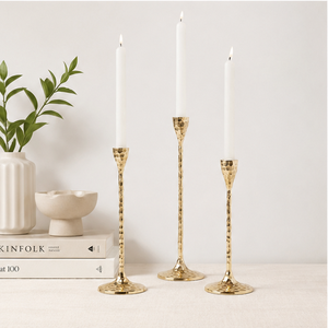 Juego de 3 Portavelas Cónicos de Latón Dorado Martillado de Lujo, Elegantes Candelabros de Metal para Decoración Moderna del Hogar - Product Image 4
