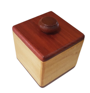 Pot de rangement en bois artisanal, pièce unique, avec couvercle en bois, pour thé, café, sucre, épices, cuisine - Product Image 1