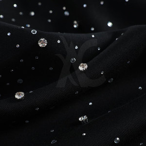 Ropa de estilo urbano moderno, sudadera básica de algodón mezclado con pedrería, ideal para uso casual, actividades al aire libre y viajes. - Product Image 5