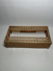 Boîte à mouchoirs décorative finition or avec découpes artistiques, idéale pour événements, fêtes et célébrations, vente en gros depuis l'Inde - Product Image 6
