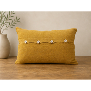 Housse de coussin en lin de qualité supérieure avec détail bouton décoratif |   Housse de coussin texturée jaune moutarde pour la décoration de la maison et des hôtels - Product Image 1