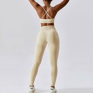 Conjunto Deportivo de Color Sólido Personalizado en Oferta, Conjunto de Yoga con Leggings de Cintura Alta para Mujer, Ropa Deportiva para Entrenamiento - Product Image 5