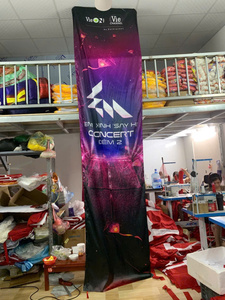 ป้ายไวนิลพิมพ์ลายตามสั่ง สำหรับโฆษณาภายในและภายนอกอาคาร ด้วยการพิมพ์แบบ Dye Sublimation สีสันสดใส CMYK พิมพ์ดิจิทัล - Product Image 2