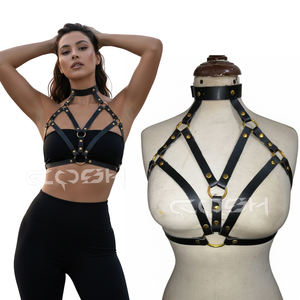 Arnés Corporal de Cuero Negro con Múltiples Correas y Detalle de Anillo en O Antiguo - Product Image 2