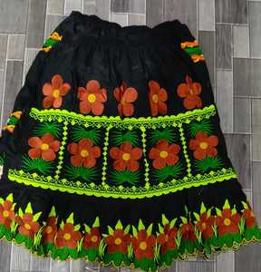 Falda Micronesiana Bordada Personalizada OEM, Material de Algodón Transpirable, Alta Calidad, Ropa de Mujer de las Islas del Pacífico, Falda Micronesiana 2026 - Product Image 2