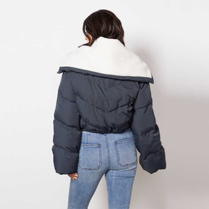 Womens Cropped Puffer Jacket Sherpa Collar Winter Warm Quilted Down Coat Ladies Black Faux Fur Hooded Jacket Wholesale OEM - Product Image 4