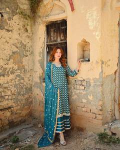 Lancement d'un nouveau costume en Georgette entièrement cousu avec Sharara pour femmes et filles - Product Image 4