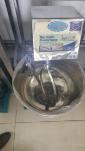 Amasadora de Harina de Trigo de Alta Eficiencia y Ecológica con Motor Monofásico de 1HP para Hoteles - Product Image 3