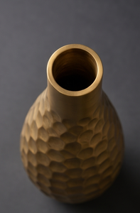 Vase à fleurs moderne en métal doré, texture martelée de luxe, centre de table décoratif pour la maison et l'hôtel, vente en gros - Product Image 2