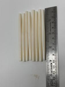 Cuentas de hueso de 1 pulgada con un diseño alargado tradicional, ideales para la fabricación de joyas, accesorios para el cabello, manualidades y decoración. - Product Image 4