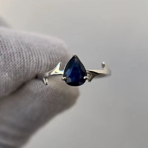 Bague en saphir bleu antique, coupe poire, saphir bleu royal, bague de fiançailles solitaire, bague de mariage pour femme, bijoux - Product Image 1
