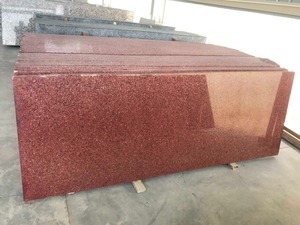 Carreaux et dalles de granit rouge brillant de qualité supérieure pour comptoirs de cuisine modernes, revêtements de sol et salles de bain, disponibles à bon prix - Product Image 5