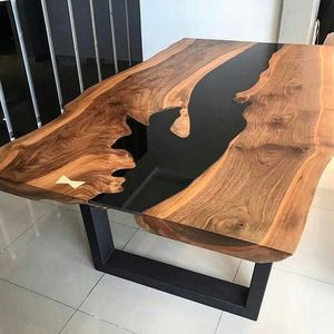 Table à manger en bois massif de noyer avec plateau en résine époxy noire, design rectangulaire moderne, durable et fait main - Product Image 5