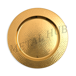 Plato Base Decorativo Redondo de Acero Inoxidable con Textura Martillada y Acabado Dorado para Presentación en Mesa de Comedor - Product Image 2