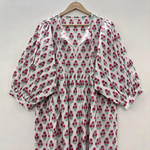 Robe décontractée mi-longue pour femme en coton tissé 100% uni, à manches courtes, taille empire, style babydoll, coupe ample et fonctionnelle à col en V oversize - Product Image 4