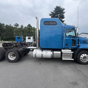 Camion tracteur diesel à couple élevé 6x4 pour le transport routier de marchandises lourdes et la logistique commerciale - Product Image 1