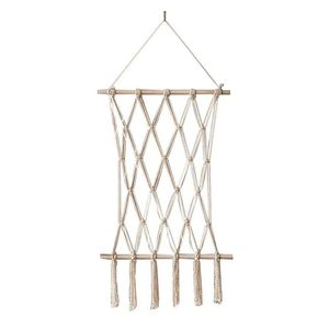 Colgante de pared de macramé bohemio con patrón tejido agrega un toque único a la decoración moderna - Product Image 1