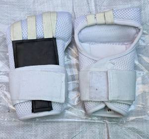 Guantes de Boxeo Transpirables, Ligeros y Personalizables, de Medio Dedo, con Cordones y Correa Ajustable para la Muñeca, para MMA - Product Image 1