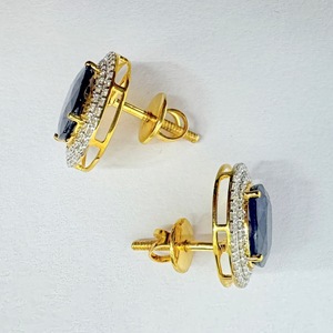 Pendientes de Diamantes Cultivados en Laboratorio con Certificación IGI, 4.45 CTW, Ovalados, Azules, con Doble Halo, Oro Amarillo Sólido de 14K, Cierre de Rosca - Product Image 5