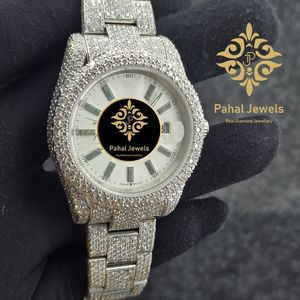 Reloj de Cuarzo Analógico de Lujo en Acero Inoxidable con Correa de 18 mm, Tono Plateado, Visualización de Fecha, Joyería Elegante para Hombre - Product Image 4