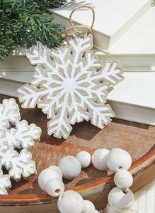 Ornements de Noël en bois faits à la main, style rustique, flocons de neige blanchis, décorations suspendues pour l'arbre, décorations de Noël vintage pour la maison - Product Image 4