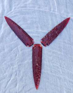 Pointe de flèche en obsidienne rouge la plus vendue, pierre précieuse de 4 pouces, croissant de lune pour la guérison spirituelle, disponible au prix de gros - Product Image 2