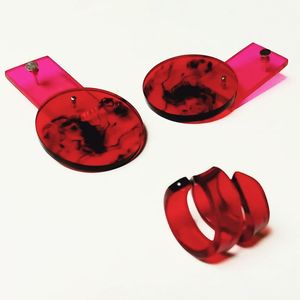 Pendientes de Resina Brillante de Lujo, Diseño de Hadas, Hechos a Mano, Artísticos, Modernos, con Patrón Geométrico, Pintados a Mano, Personalizables - Product Image 2