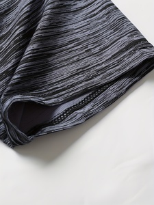 Camiseta de Lujo Blanca de Mezcla de Algodón y Poliéster, Tejido de Punto Fino, Cuello Redondo, Manga Corta, Corte Regular, Informal, Premium, Lisa - Product Image 3