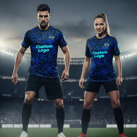 Seragam Jersey Sublimasi Kustom Soccer Glow Kingdom Lengan Pendek Cepat Kering 100% Poliester Anti-Bakteri Perlindungan UV Hitam
