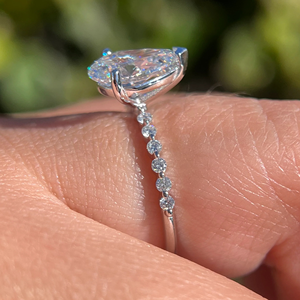 Anillo de Diamante Cultivado en Laboratorio de Corte Redondo de 1.65 Quilates, Oro Blanco de 14k con Baño de Rodio, Clásico para Compromiso y Boda, Gran Venta - Product Image 2