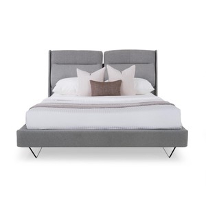 Modern Upholstered Fabric <b>Bed</b> Frame <b>with</b> Metal Legs King Size Soft <b>Bed</b> <b>with</b> Quilted Headboard and Footboard Minimalist Design - Product Image 2