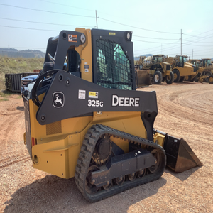 Cargadora compacta John Deere rentable con motor potente, estructura duradera, rendimiento eficiente y cómoda. - Product Image 4