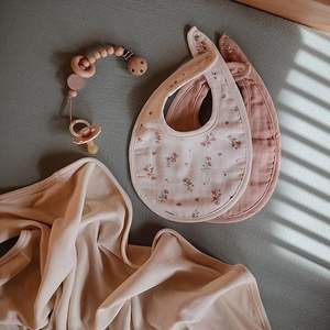 Bavoirs en mousseline pour tout-petits 95% bambou 5% élasthanne Flexibles pour un usage quotidien - Product Image 1