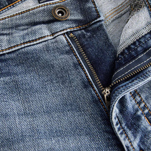 Jean Homme Personnalisé Léger Décontracté à Boutons 100% Coton Écologique Respirant Coupe Slim Haute Qualité – Grande Vente - Product Image 4