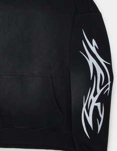 Sudadera con capucha negra de algodón 100% de felpa francesa personalizada de 400-450 g/m² de alto gramaje, estilo streetwear con bordado desgastado. - Product Image 5