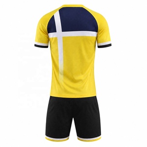 Ensemble d'uniformes de football respirants jaune et bleu 100 % polyester, maillot de football à col en V, chemise à manches courtes et short pour l'entraînement d'équipe - Product Image 6