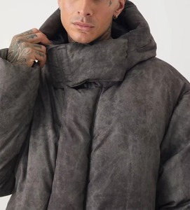 Chaqueta de Invierno Acolchada Personalizada al por Mayor para Hombre con Capucha Desmontable, Tejido de Lona Impermeable, Estilo Urbano - Product Image 2