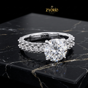 Bague de fiançailles de luxe certifiée en or 14 carats avec diamant de laboratoire Mantra Diamond 4 carats E VVS2 taille brillant pour femme - Product Image 2